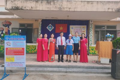 TỔ CHỨC SINH HOẠT CHÀO CỜ ĐẦU TUẦN VÀ RA MẮT TỔ TƯ VẤN TÂM LÝ HỌC ĐƯỜNG TRƯỜNG TIỂU HỌC HÀNH THUẬN